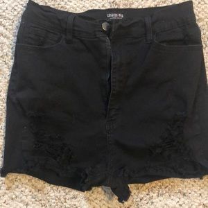 Distressed stretchy fashion nova denim shorts